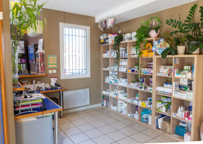 Clinique vétérinaire des Lucioles Sainte-Tulle 04220 Manosque 04100 Pharmacie